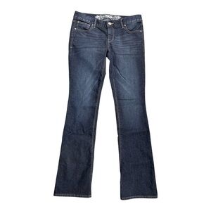 Express Zelda Barely Bootcut slim fit ultra low rise flare Jeans sz 6R, 017